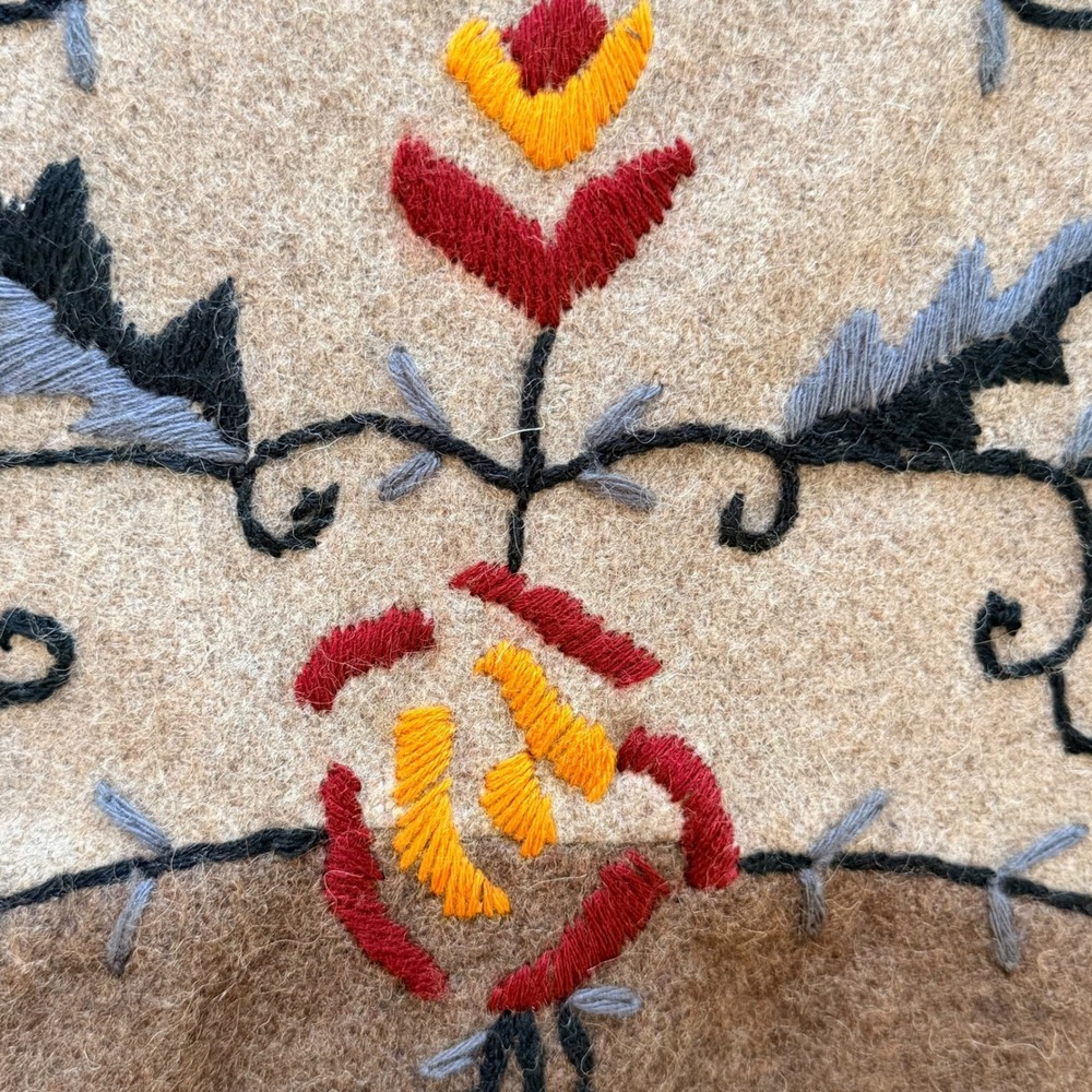 Embroidered Brown & Tan Floral Vest - Picture 4 of 5